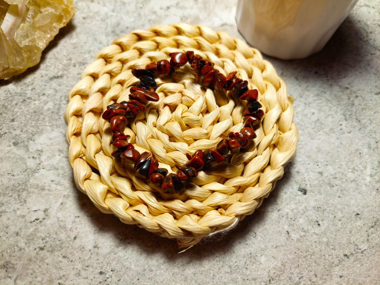 jašmas rokassprādze