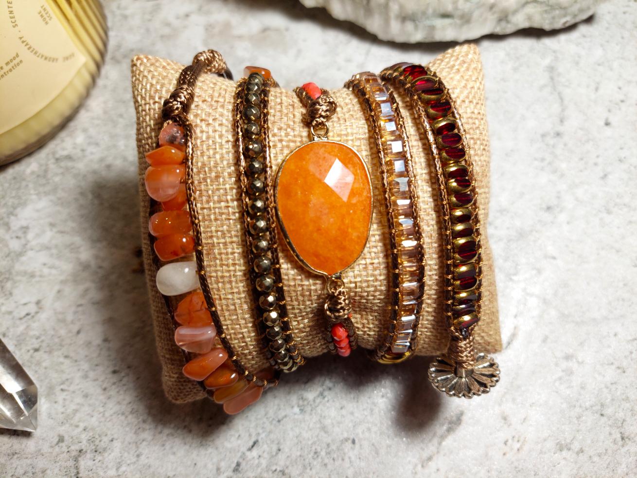 Karneola rokassprādze, dabīgo akmeņu rotas